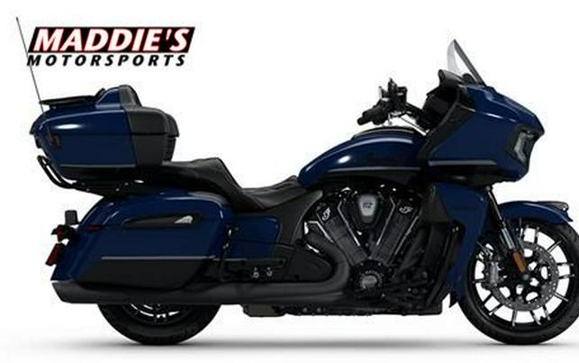 2025 Indian Motorcycle Pursuit® Dark Horse® with 112 and Powerband Audio Package