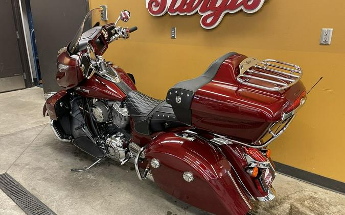 2017 Indian Motorcycle® Roadmaster® Burgundy Metallic