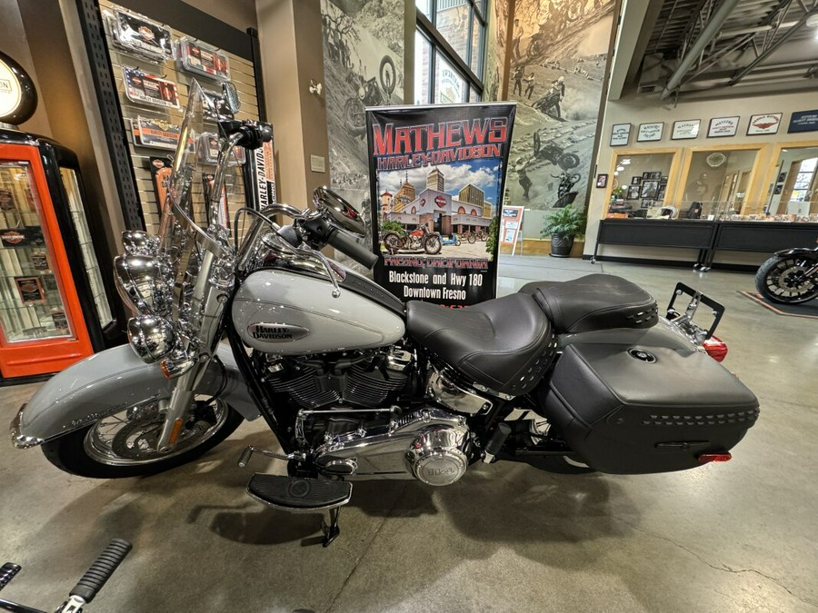 2024 Harley-Davidson Heritage Classic Billiard Grey