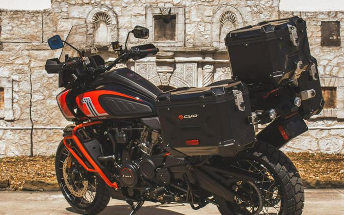 2024 Harley-Davidson® RA1250SE - CVO™ Pan America®