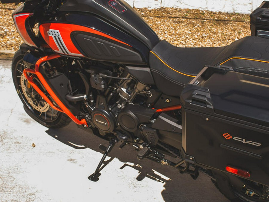 2024 Harley-Davidson® RA1250SE - CVO™ Pan America®