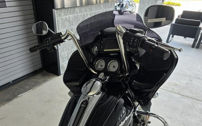 2015 Harley-Davidson® Road Glide® Special
