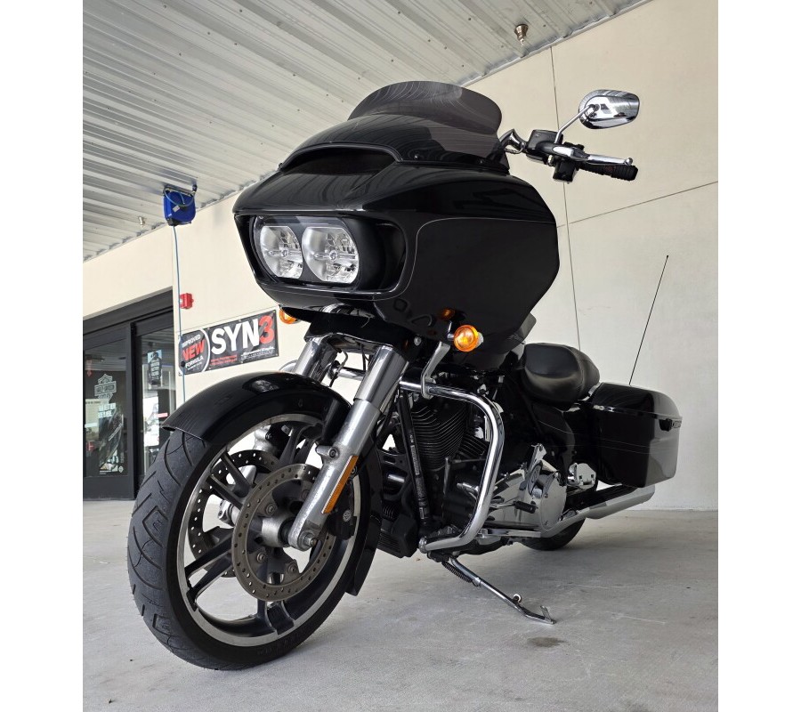 2015 Harley-Davidson® Road Glide® Special