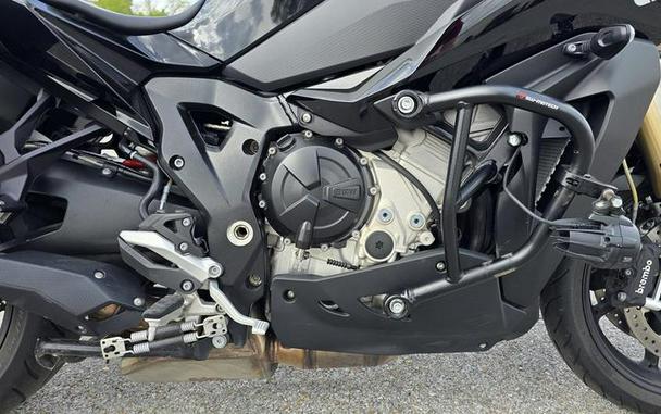2025 BMW S 1000 XR Black Storm Metallic 2