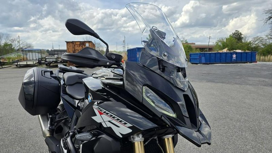 2025 BMW S 1000 XR Black Storm Metallic 2