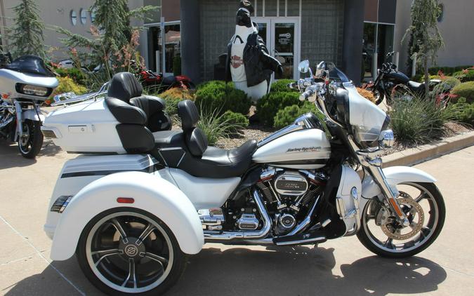 2020 Harley-Davidson CVO Tri Glide