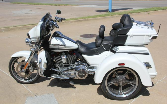 2020 Harley-Davidson CVO Tri Glide