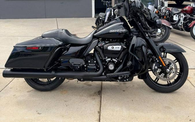 2023 Harley-Davidson Ultra Limited FLHTK