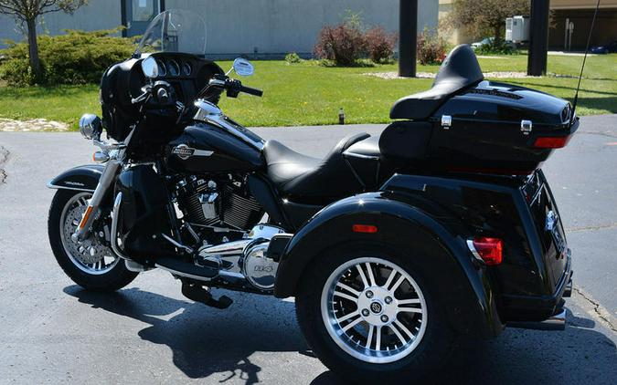 2024 Harley-Davidson® FLHTCUTG - Tri Glide® Ultra