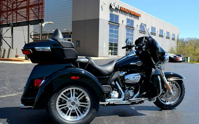 2024 Harley-Davidson® FLHTCUTG - Tri Glide® Ultra