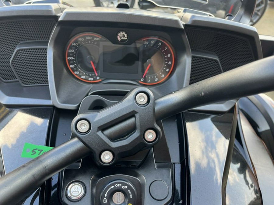 2016 Can-Am Spyder F3 Limited Special Series 6-Speed Semi-Aut