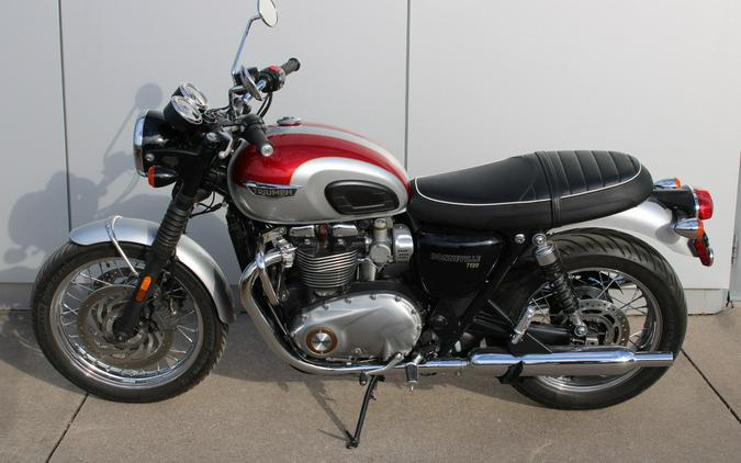 2018 Triumph Bonneville T120 (Two-Tone)