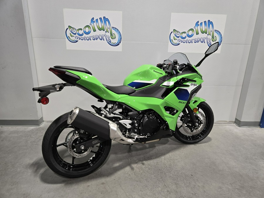 2026 Kawasaki Ninja® 500