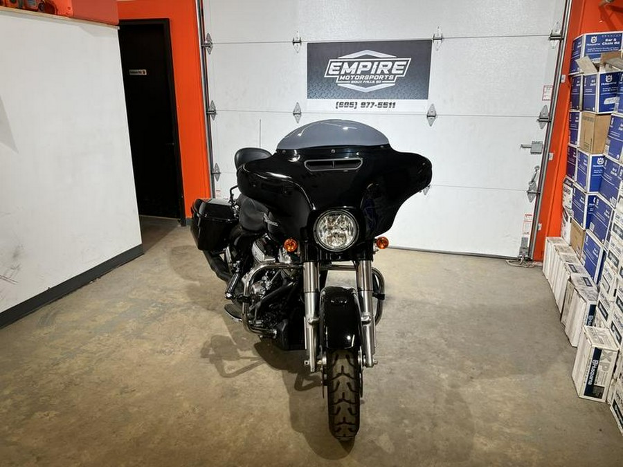 2017 Harley-Davidson® FLHX - Street Glide®