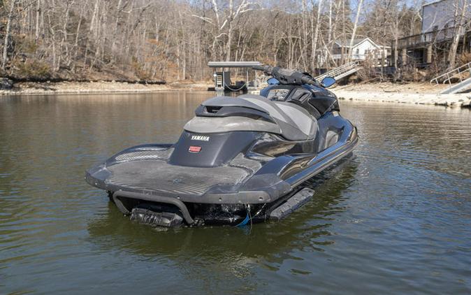 2013 Yamaha Waverunners FZR - Carbon