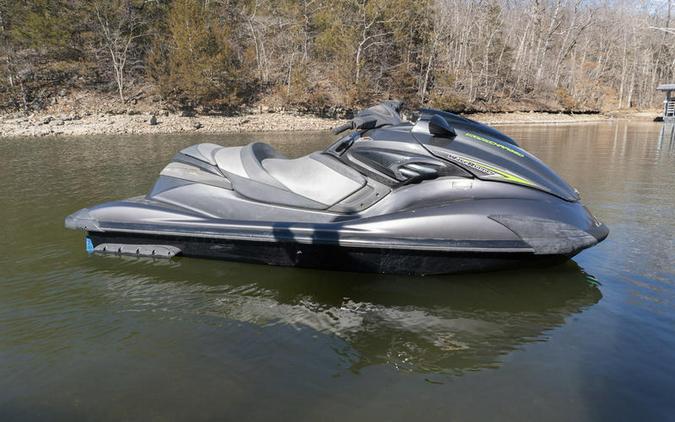 2013 Yamaha Waverunners FZR - Carbon