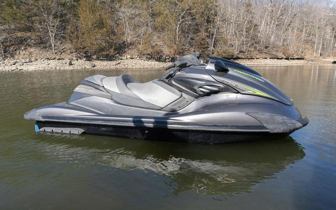 2013 Yamaha Waverunners FZR - Carbon