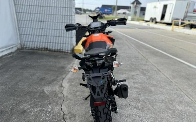 2024 KTM Adventure 390