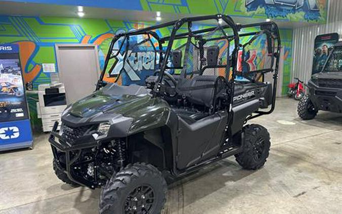 2026 Honda Pioneer 700-4 Deluxe