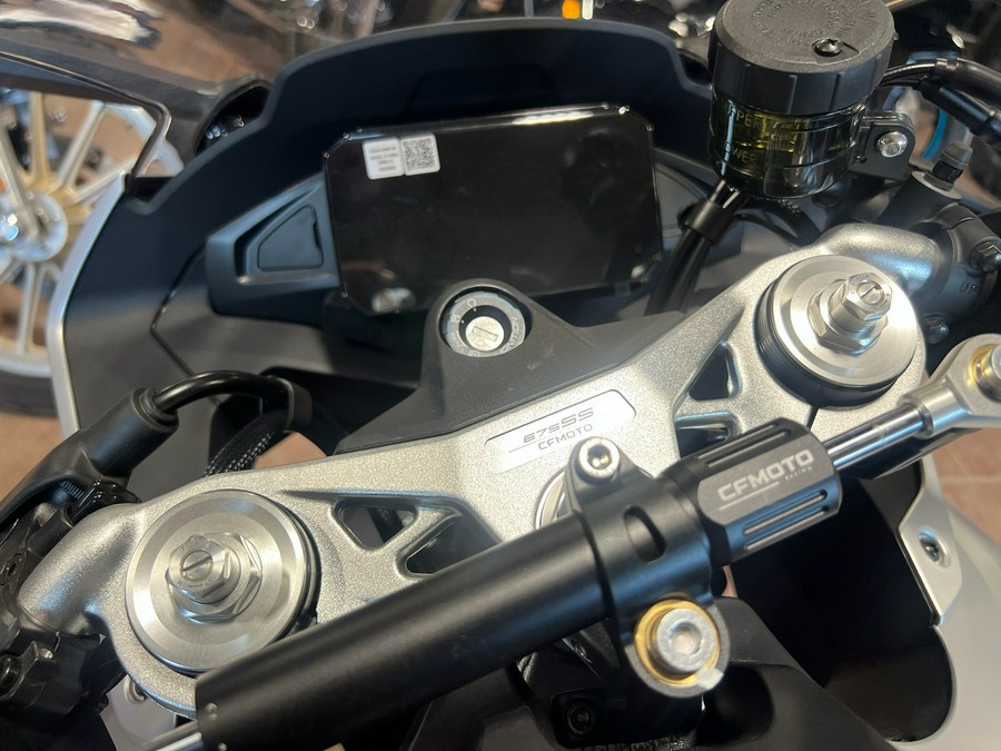 2026 CFMOTO 675SS