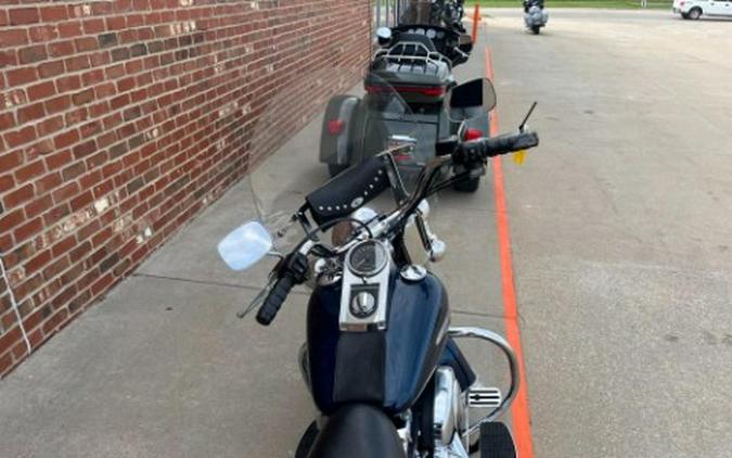 2002 Harley-Davidson FLSTC/FLSTCI Heritage Softail® Classic