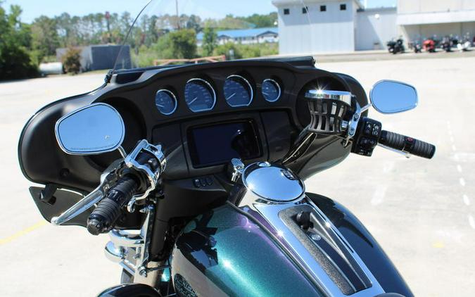 2021 Harley-Davidson® FLHTCUTG - Tri Glide® Ultra