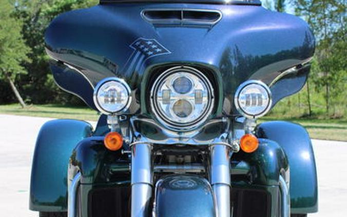 2021 Harley-Davidson® FLHTCUTG - Tri Glide® Ultra