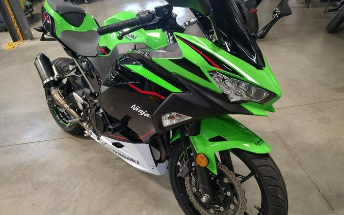 2022 Kawasaki NINJA 400 ABS KRT ED