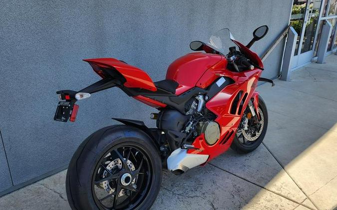 2024 Ducati Panigale V4 Red