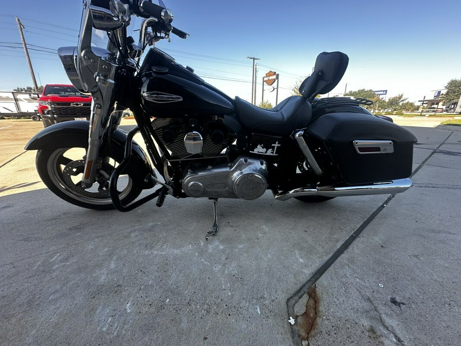 2012 Harley-Davidson® Switchback™ Vivid Black