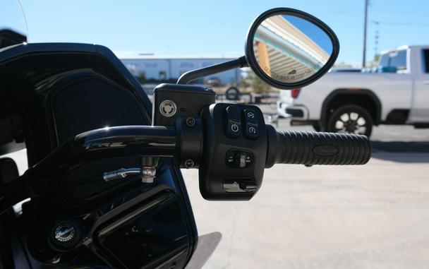 2026 INDIAN MOTORCYCLE CHALLENGER DARK HORSE