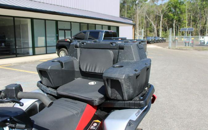 2025 Can-Am® Outlander X mr 1000R Granite Grey & Legion Red