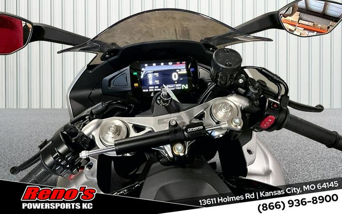 2026 CFMOTO 675SS