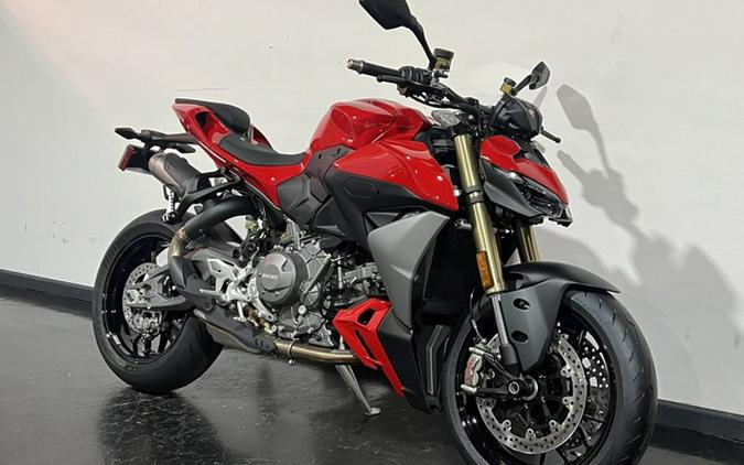 2025 Ducati Streetfighter V2 Ducati Red