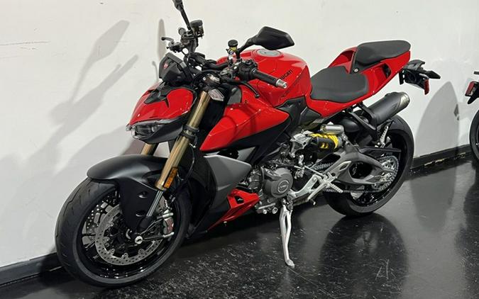 2025 Ducati Streetfighter V2 Ducati Red