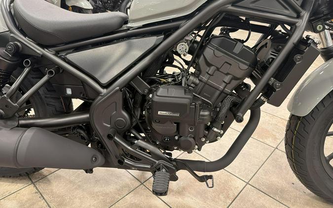 2026 Honda REBEL 300 E-CLUTCH