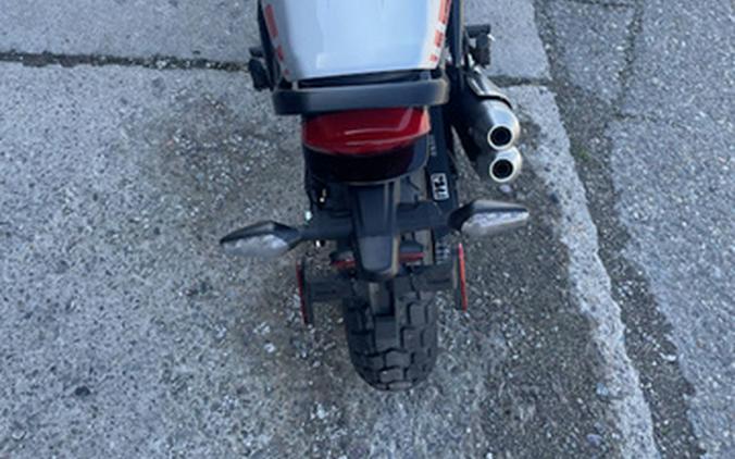 2026 Triumph Tracker 400 Aluminum Silver