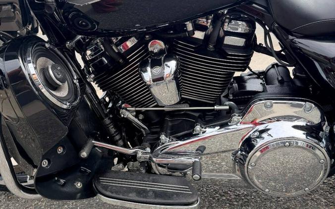 2022 Harley-Davidson Road Glide FLTRX