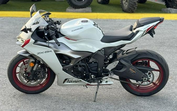 2025 Kawasaki Ninja ZX-6R ABS ABS KRT Edition