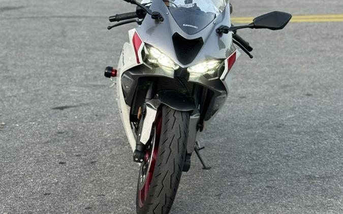 2025 Kawasaki Ninja ZX-6R ABS ABS KRT Edition