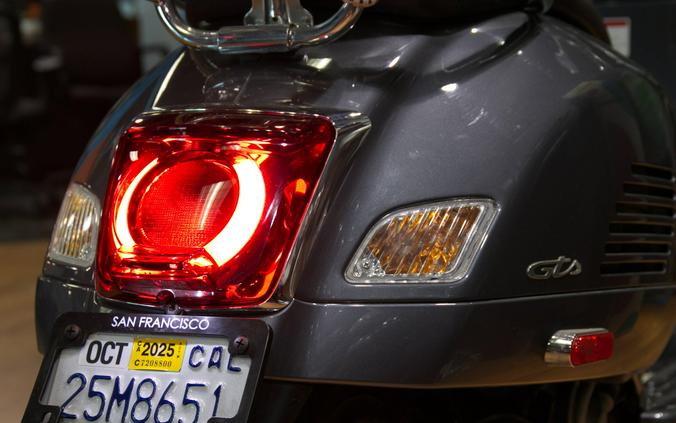 2022 Vespa GTS 300 RACING 60 S HPE ABS