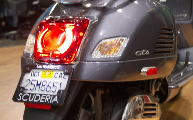 2022 Vespa GTS 300 RACING 60 S HPE ABS