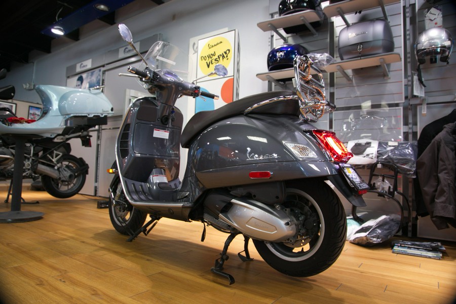 2022 Vespa GTS 300 RACING 60 S HPE ABS