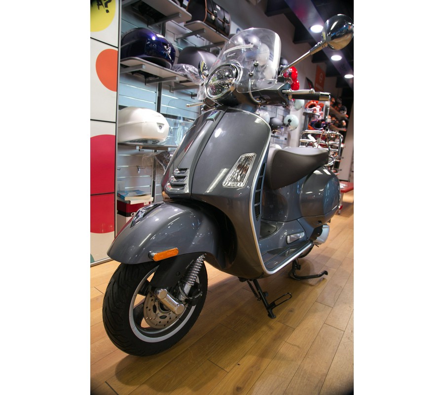 2022 Vespa GTS 300 RACING 60 S HPE ABS