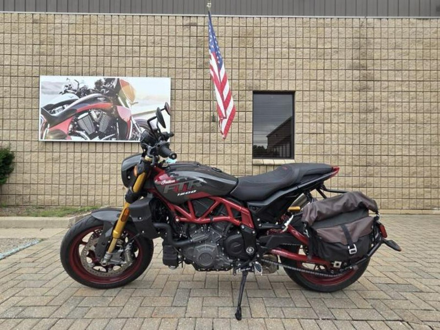 2024 Indian Motorcycle® FTR R Carbon Carbon Fiber
