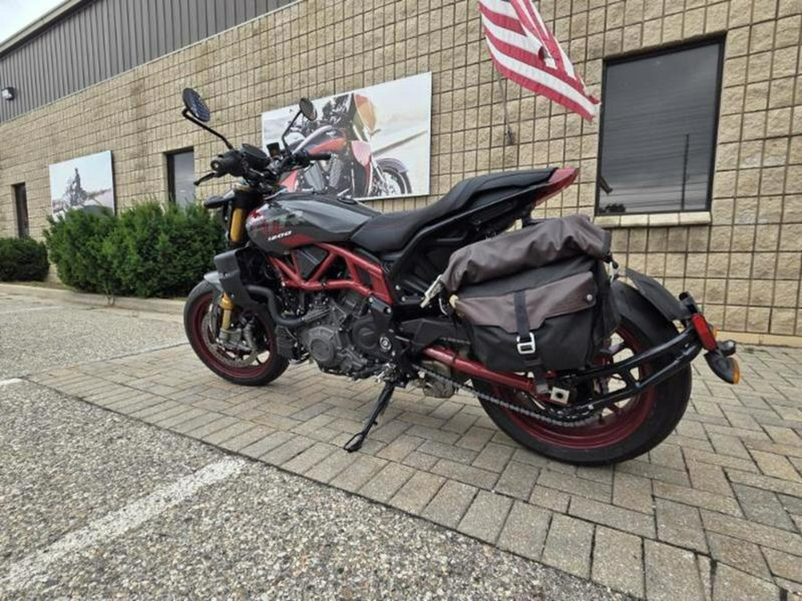 2024 Indian Motorcycle® FTR R Carbon Carbon Fiber
