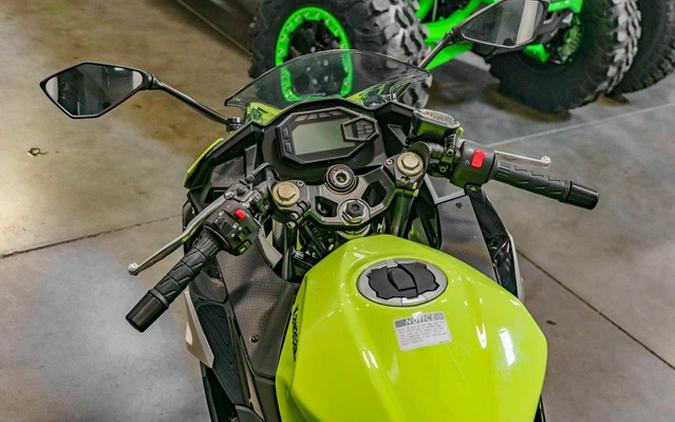 2026 Kawasaki Ninja 500 ABS Metallic Yellowish Green/Ebony