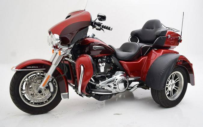 2018 Harley-Davidson Trike FLHTCUTG - Tri Glide Ultra