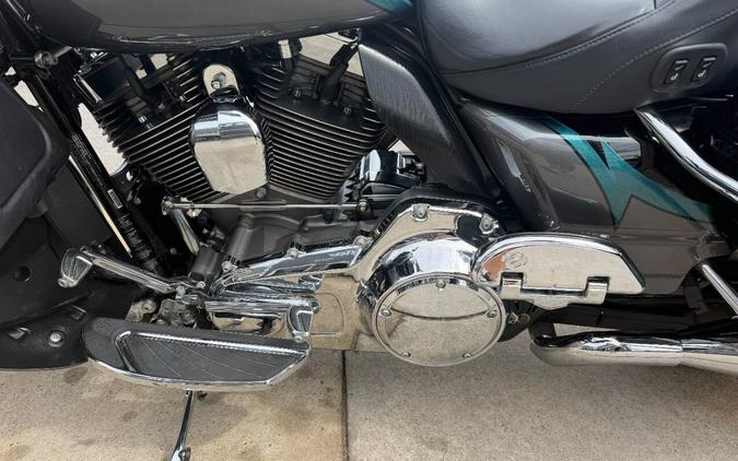 2015 Harley-Davidson CVO Ultra Limited FLHTKSE
