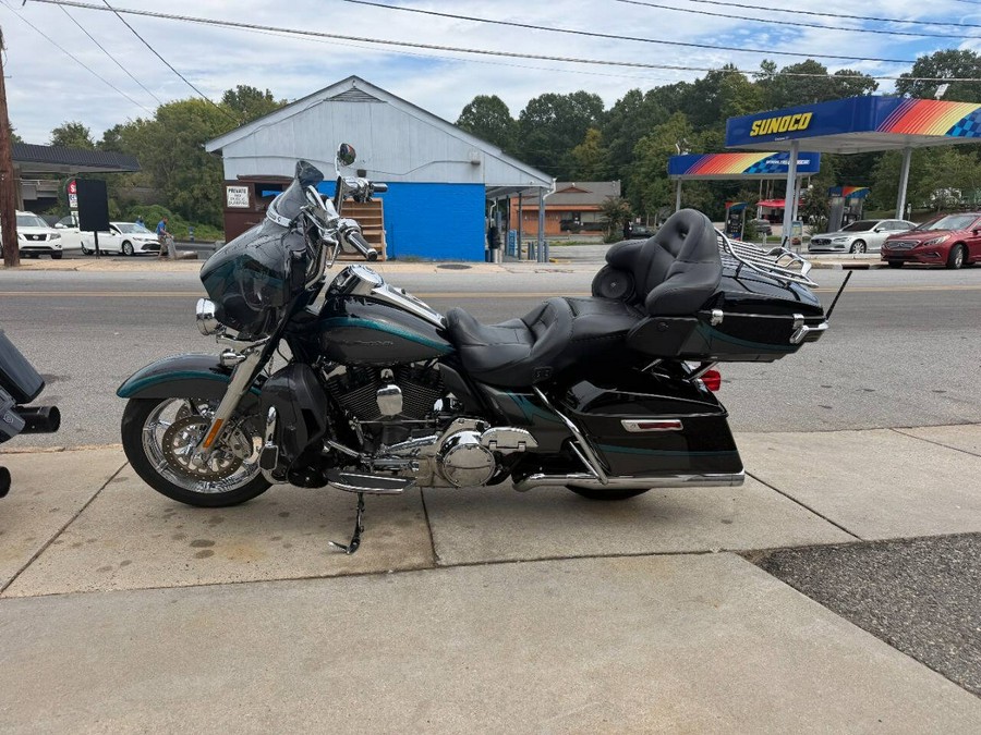 2015 Harley-Davidson CVO Ultra Limited FLHTKSE